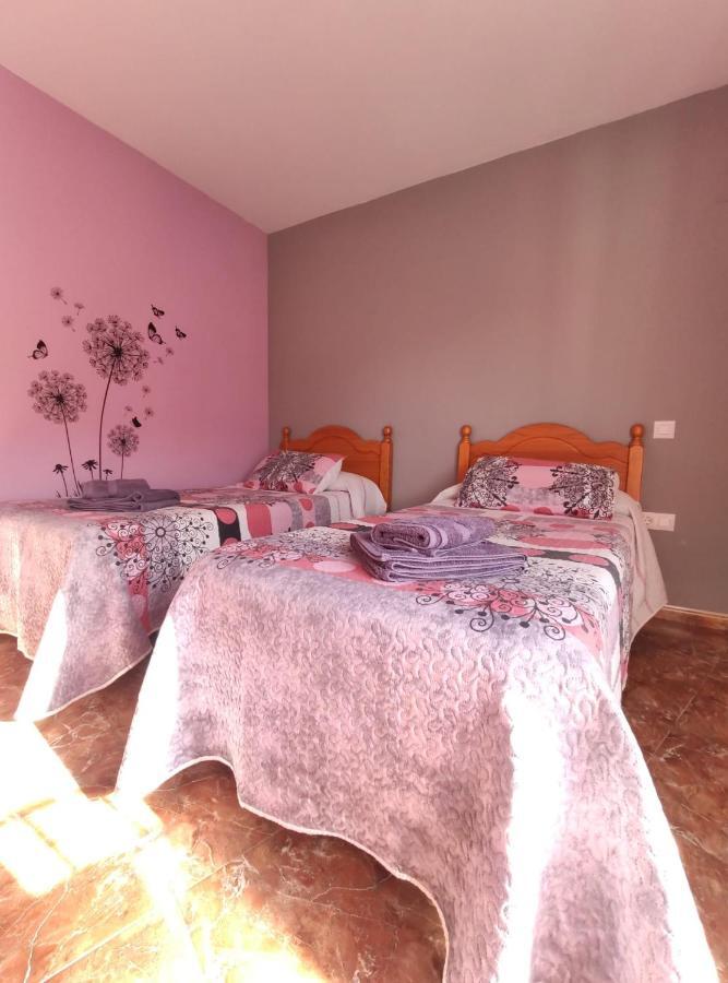 Hostal El Bodegon Ateca Exterior photo